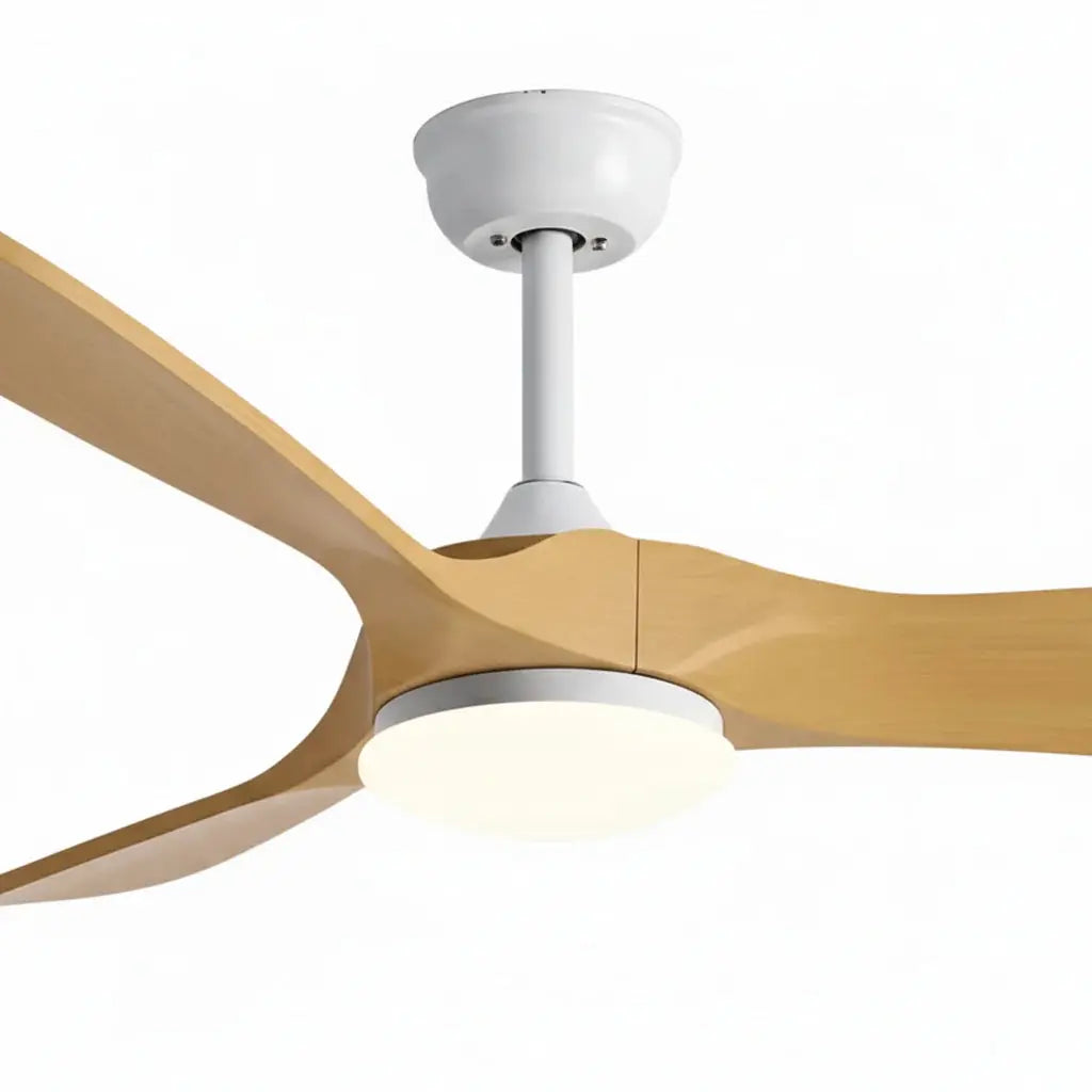 Ventilateur plafond design scandinave blanc et bois naturel avec éclairage LED Oléa
