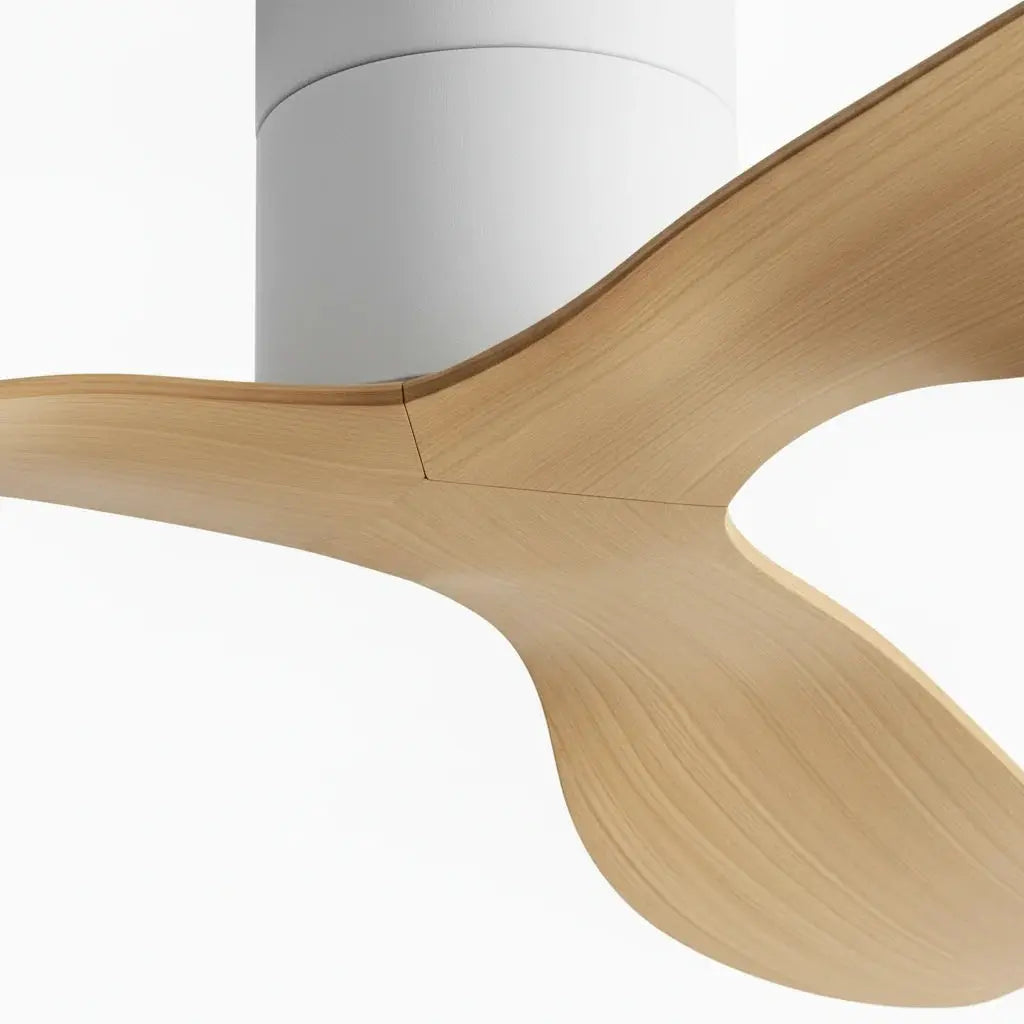 Ventilateur de plafond bois clair ultra-plat blanc sans éclairage Oléa