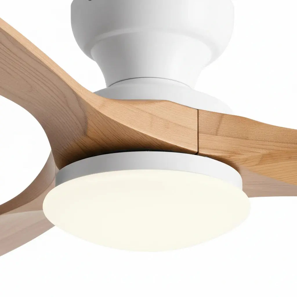 Ventilateur plafond salon bois naturel et blanc avec éclairage LED Oléa